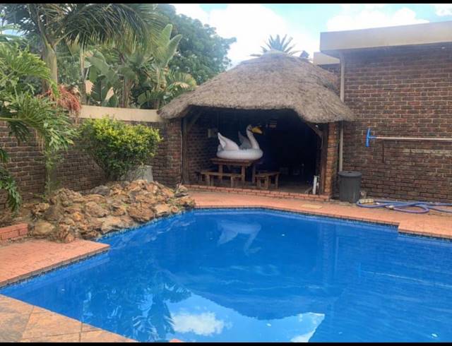 4 BEDROOM HOUSE FOR SALE IN BIRCHLEIGH